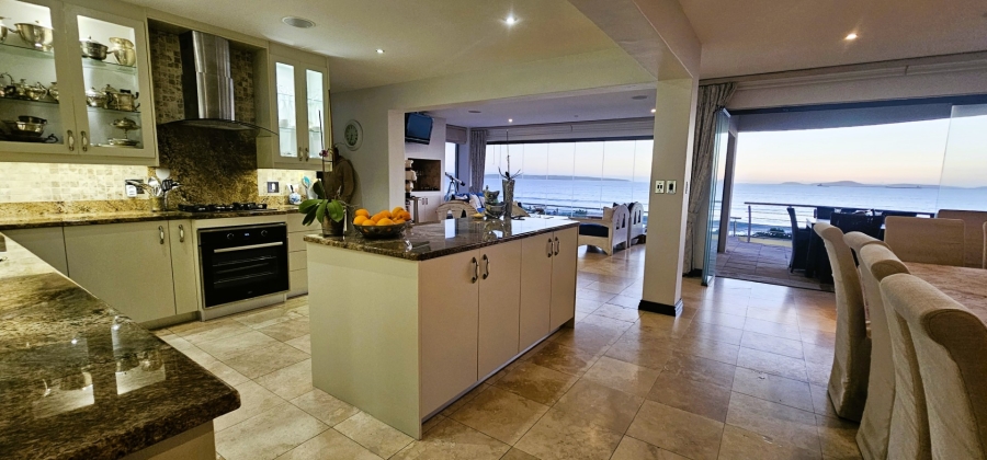 5 Bedroom Property for Sale in Calypso Beach Western Cape
